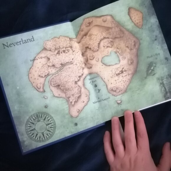 Peter Pan, by J.M. Barrie-- Gorgeous Keepsake Collector's Edition! - Picture 5 of 11